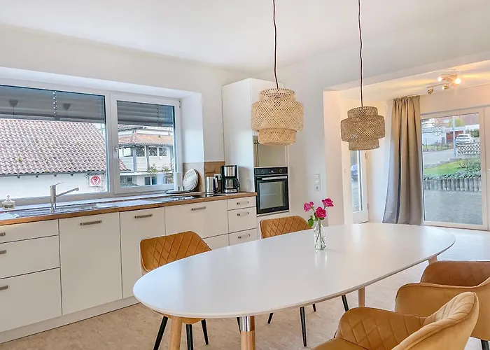 Alb-Suite Family Friendly Premium 2Br Apartment